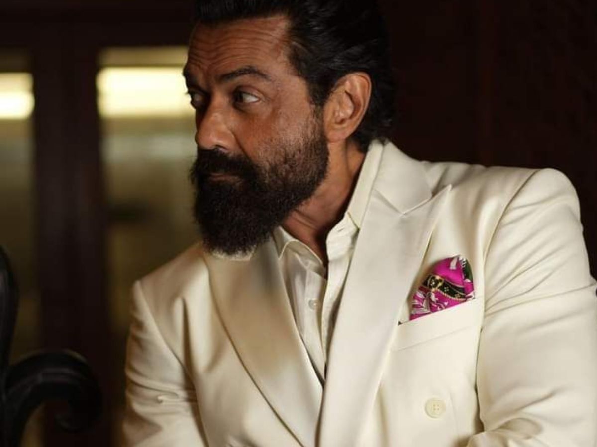 Dussehra 2025: इस साल दिखेगा बॉलीवुड का तड़का लाल क़िले की राम लीला में ,जब Bobby Deol दिखेंगे श्री राम के अवतार में - Gallery Image