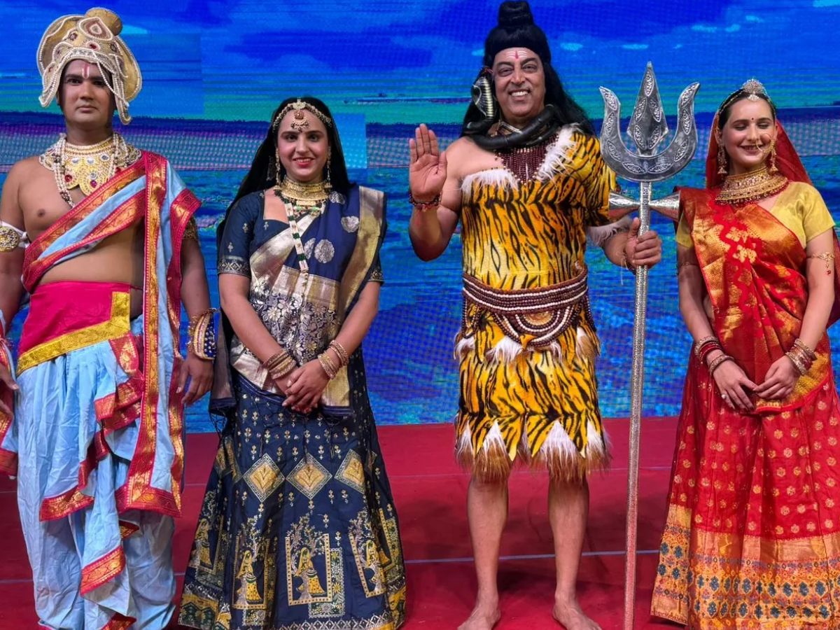 Dussehra 2025: रामलीला और रावण दहन देखने के लिए अपने बच्चों के साथ जाए इन जगहों पर - Gallery Image