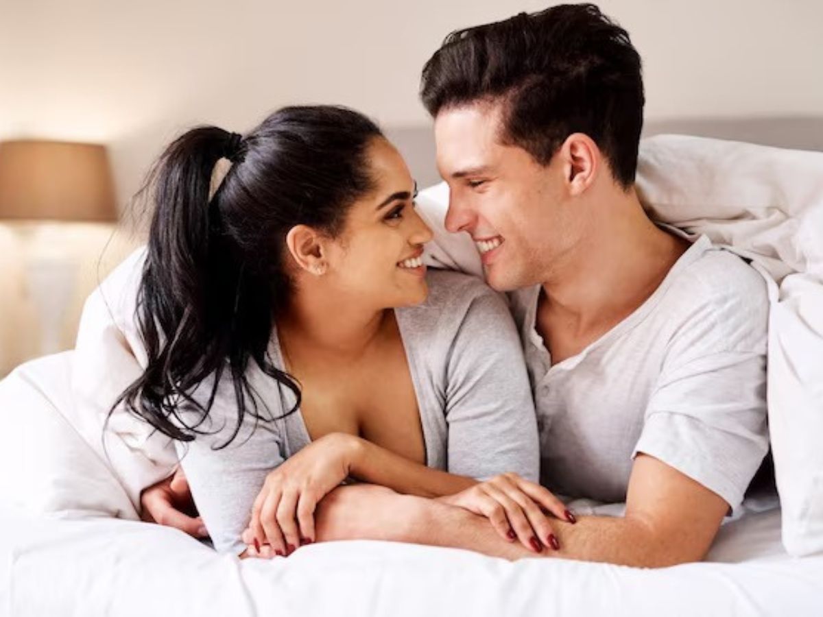 बेडरूम परफॉर्मेंस न बन जाए तलाक की वजह, देर होने से पहले जान लें ये बातें - Gallery Image