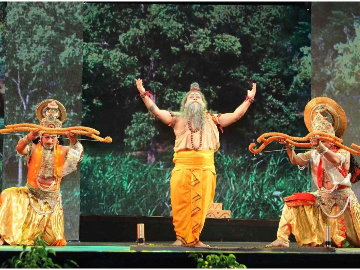 Dussehra 2025: तीन घंटे में देखे पूरी Ramayan! देखे दिल्ली में होने वाली सबसे खास ब्रॉडवे रामलील - Gallery Image