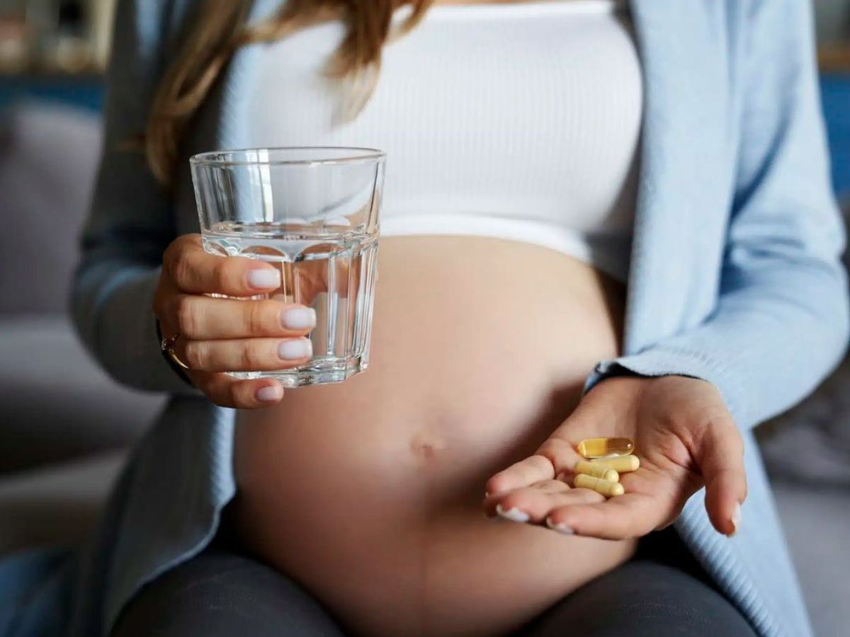 प्रेग्नेंट महिलाओं के लिए नई चेतावनी, पैरासिटामोल बन सकती है आपके बच्चे के लिए Autism जैसी बीमारी का खतरा - Gallery Image