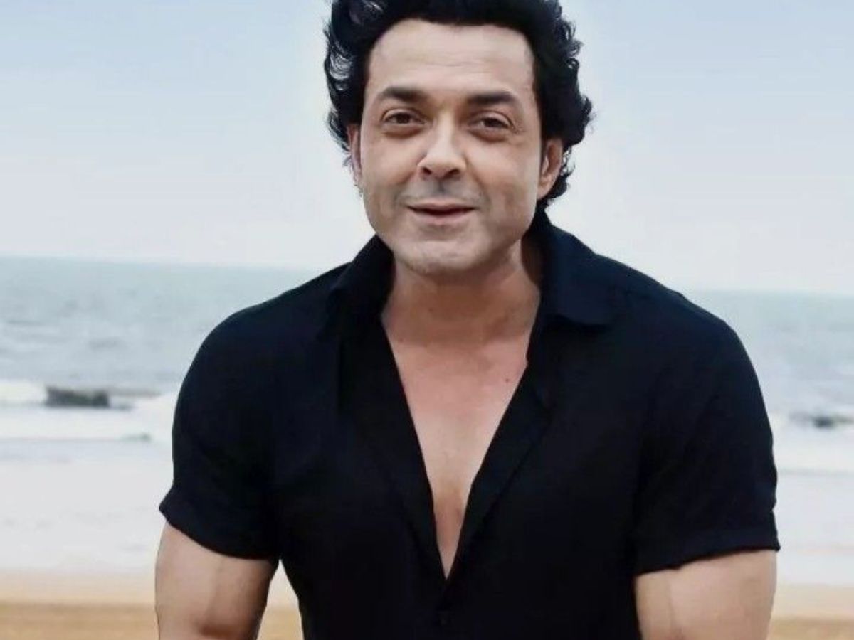 Dussehra 2025: इस साल दिखेगा बॉलीवुड का तड़का लाल क़िले की राम लीला में ,जब Bobby Deol दिखेंगे श्री राम के अवतार में - Gallery Image