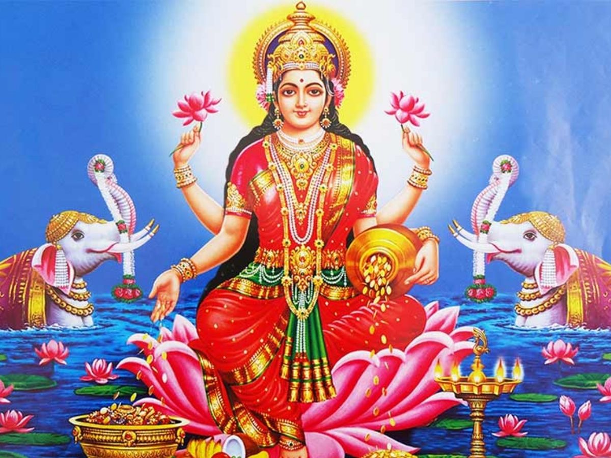 Dussehra 2025: इस दशहरा पाए सुख और समृद्धि, अपनी राशि के अनुसार करे इन चीजों का दान और पाए भगवान का आशीर्वाद - Gallery Image