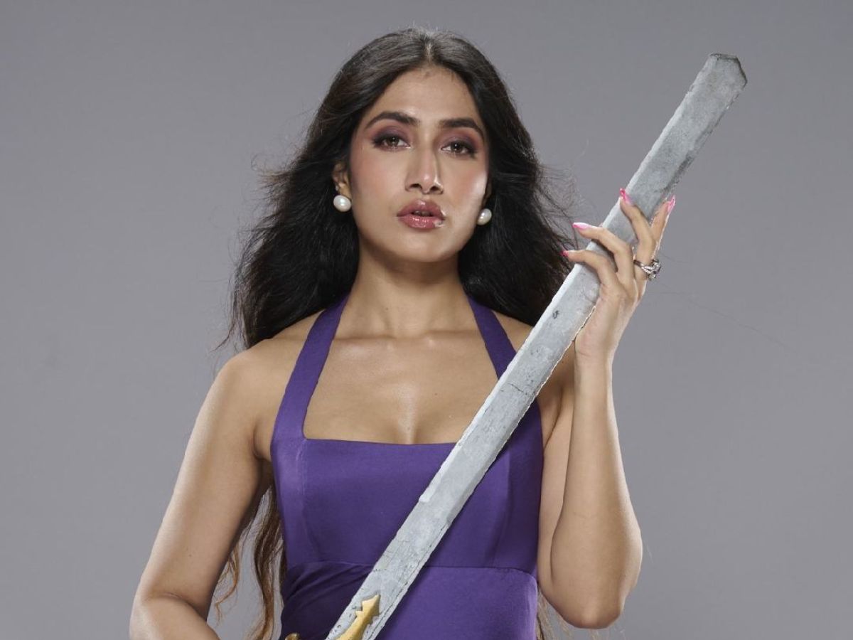 Rise and Fall: पवन सिंह के आउट होते ही Manisha Rani ने मारा मौके पर चौका, Dhanashree Verma की निकाली हेकड़ी - Gallery Image