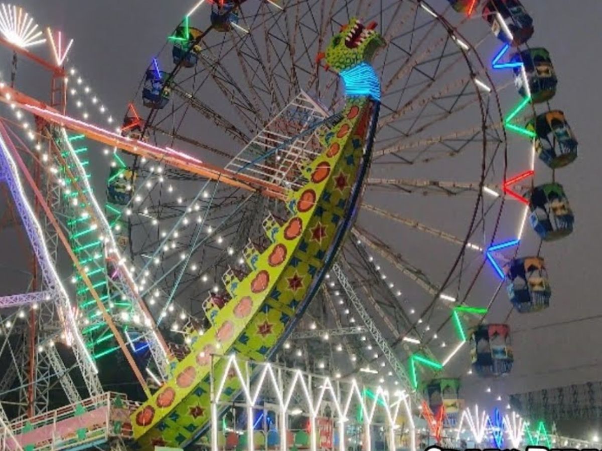 Dussehra 2025: रामलीला और रावण दहन देखने के लिए अपने बच्चों के साथ जाए इन जगहों पर - Gallery Image