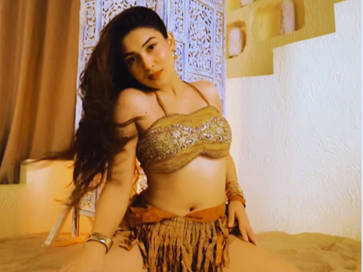 Rise and Fall की कंटेस्टेंट Akriti Negi का डांस वीडियो वायरल, लोगों ने कहा- अगली Nora Fatehi