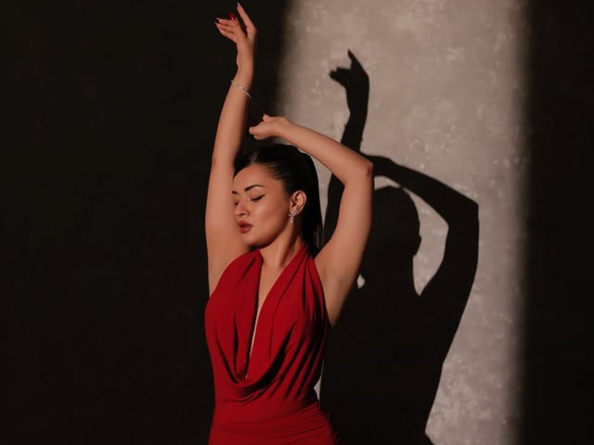 avneet kaur latest red gown photos - Photo Gallery