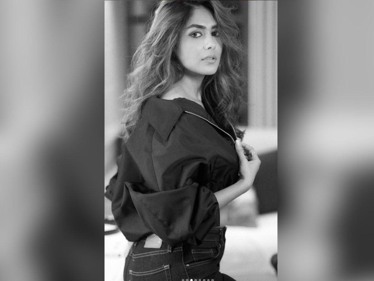 बॉलीवुड की इन हसीनाओं ने तोड़ी जीरो फिगर की दीवारें, नंबर 4 ने कर दिया सबको हैरान! - Gallery Image