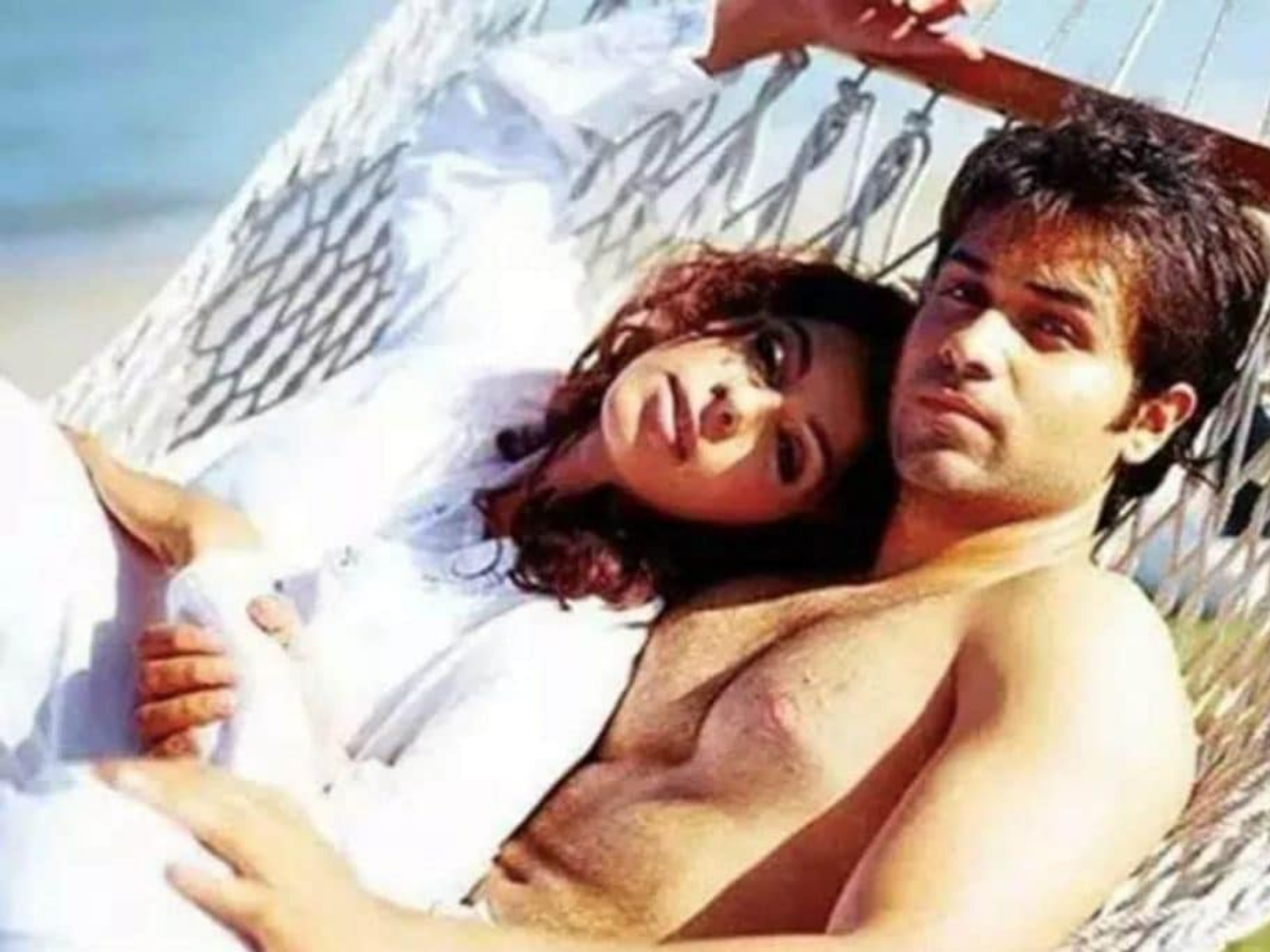 Emraan Hashmi की जिंदगी का सबसे भद्दा LIPLOCK, ऐसे होठ मिलाकर चूमा कि; एक्टर बोला- इससे बेहतर तो… - Gallery Image