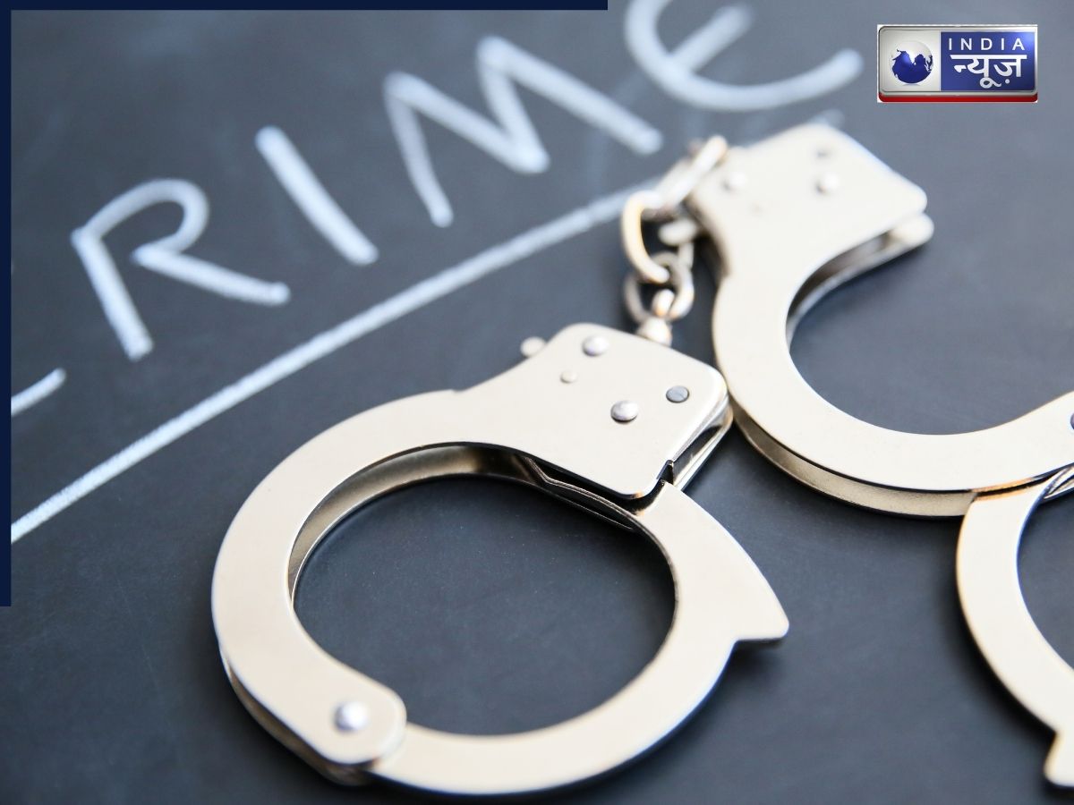 इश्क का दिखा खौफनाक अंजाम! प्रेमी ने प्रेमिका को चाकू से किया लहूलुहान