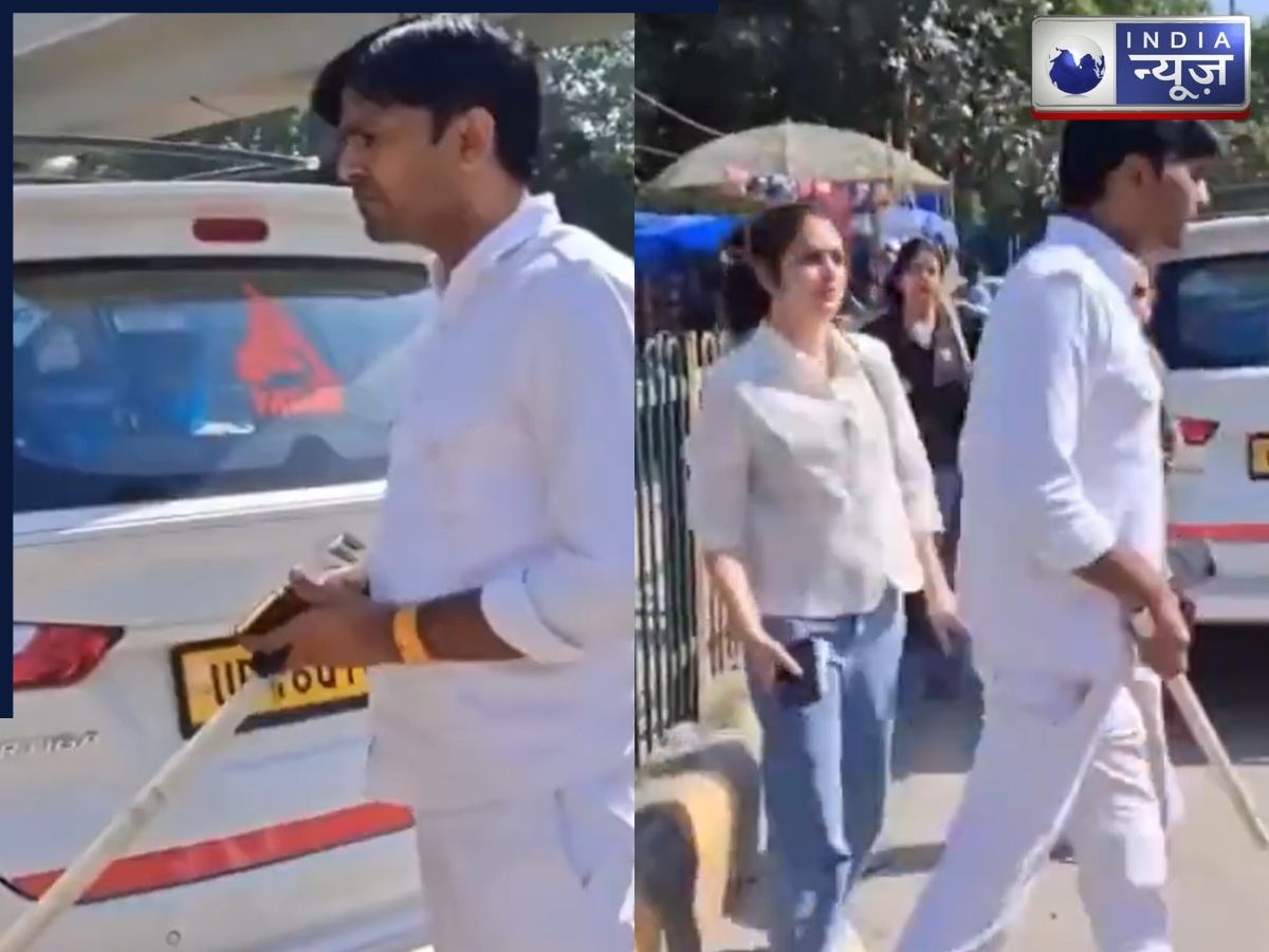 Uber Driver की दादागिरी! सड़क पर ही निकाली रॉड, लड़कियों से बोला- ‘तेरे जैसी 10 रखी हैं मेरे पास