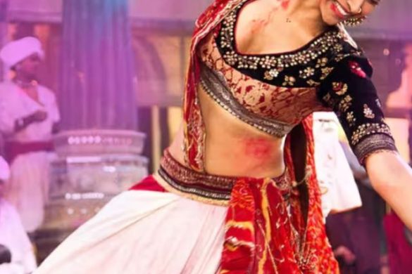 गरबा नाइट में दिखना है सबसे हटके तो देखें इन एक्ट्रेसेस के बेस्ट लुक्स