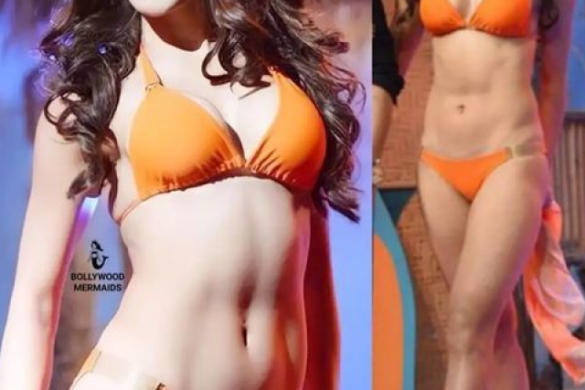 लेस ब्रा और ओपन शर्ट में Urvashi का बोल्ड लुक”