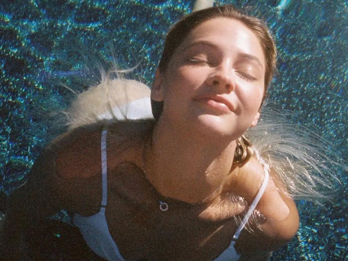 अमेरिकन डिवा ने हॉटनेस से इंटरनेट पर बरपाया कहर, देखने वालों की उड़ गई नींद - Gallery Image