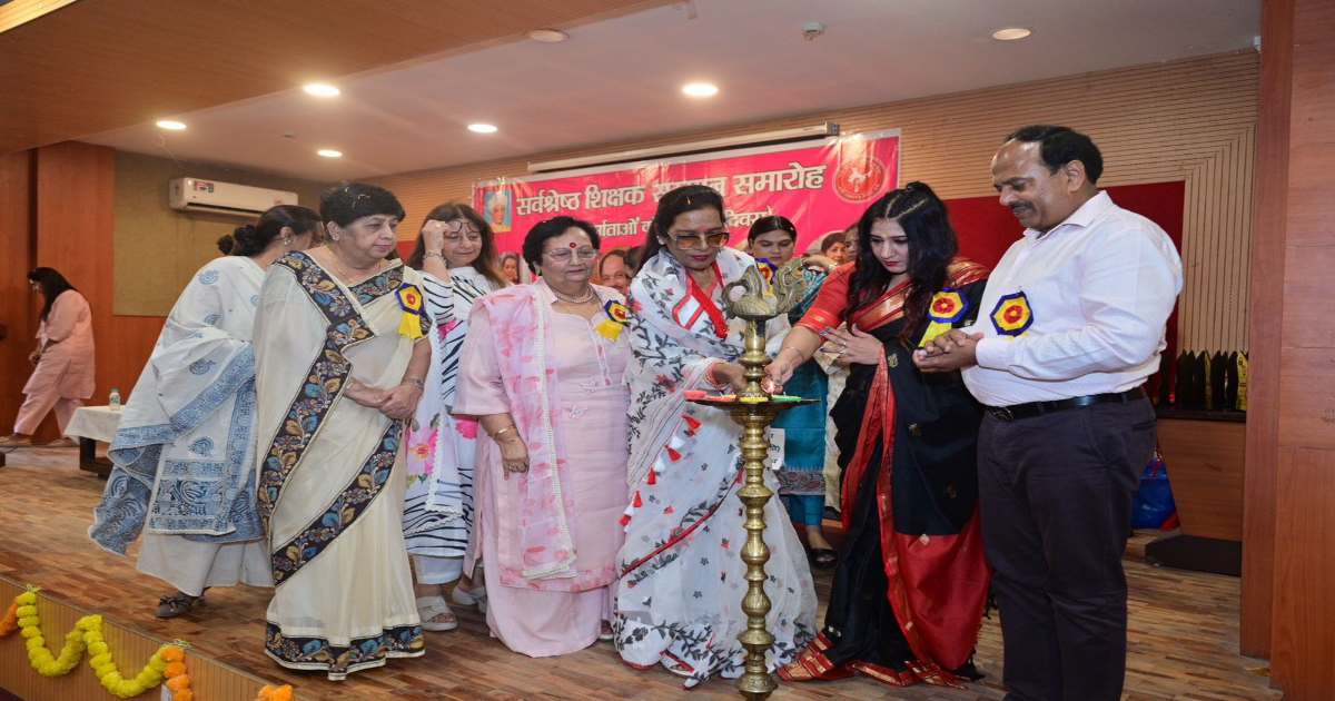 Teacher Honor Ceremony  1