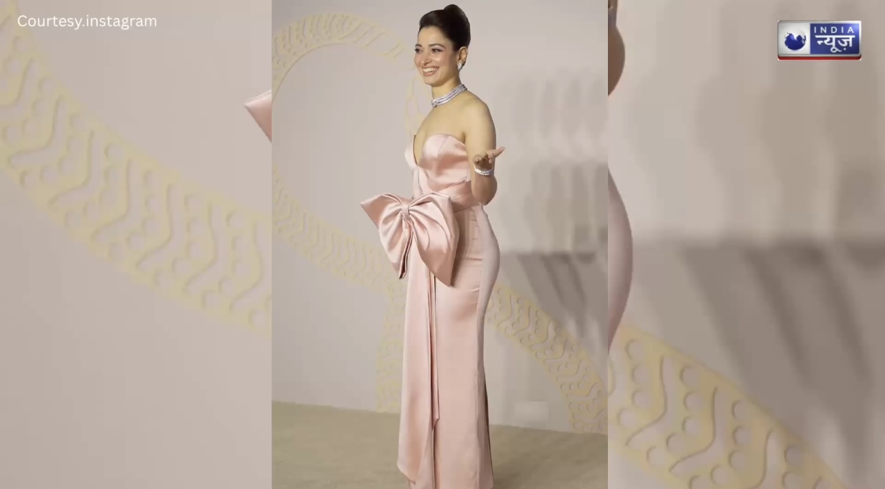 पिंक ड्रेस में Tamannaah Bhatia का Sexy Figure देख, लड़कियों ने भी मानी हार –  बोलीं, भाई हमसे न हो पाएगा!