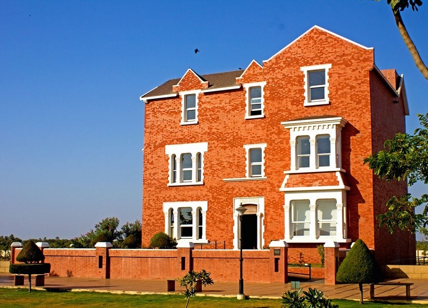 WhatsApp Image 20251004 at 55252 PM