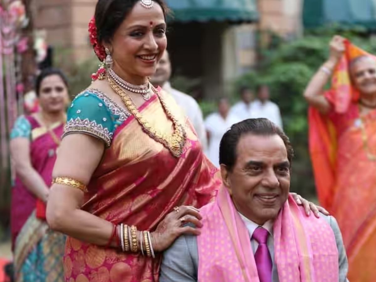 Unseen pictures of Dharmendra and Hema Malini - Photo Gallery