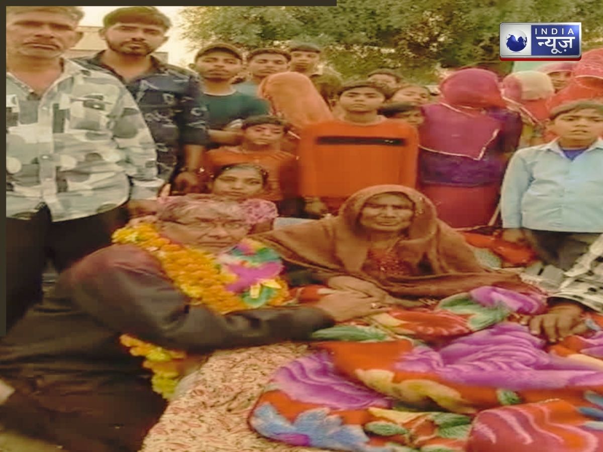 ‘SIR’ से वापस मिला 40 साल पहले बिछड़ा बेटा, राजस्थान के गांव की भावुक कहानी, पढ़ें मां ने कैसे पहचाना!
