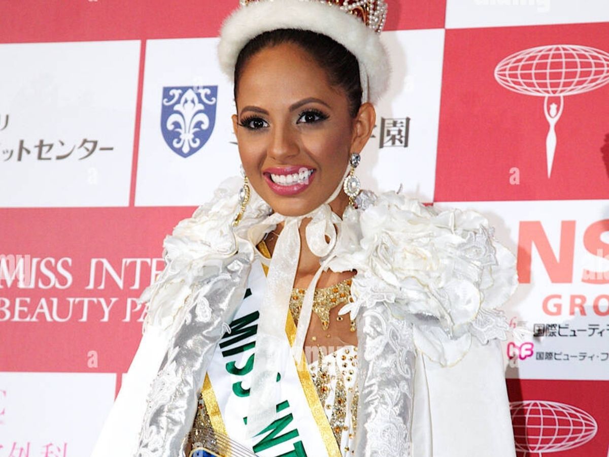 Miss International 2025: कैटालिना ड्यूक बनी मिस इंटरनेशनल 2025! भारत की रूश सिंधू ने भी रचा इतिहास, जानिए पिछली इन 10 ब्यूटी क्वीन के भी बारें में - Gallery Image