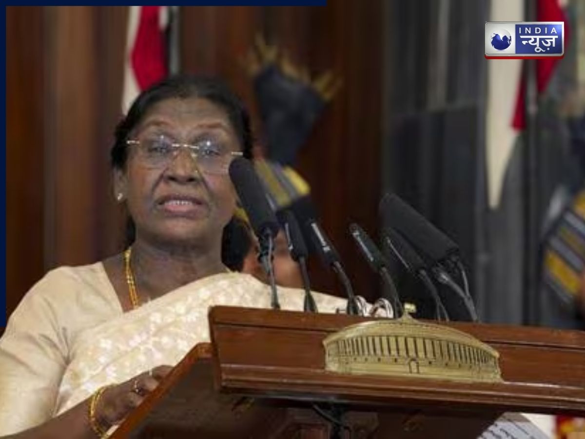 सुप्रीम कोर्ट के संविधान दिवस पर राष्ट्रापति द्रौपदी मुर्मू ने हिंदी में किया संबोधन, नारी शक्ति पर कहीं ये बड़ी बात