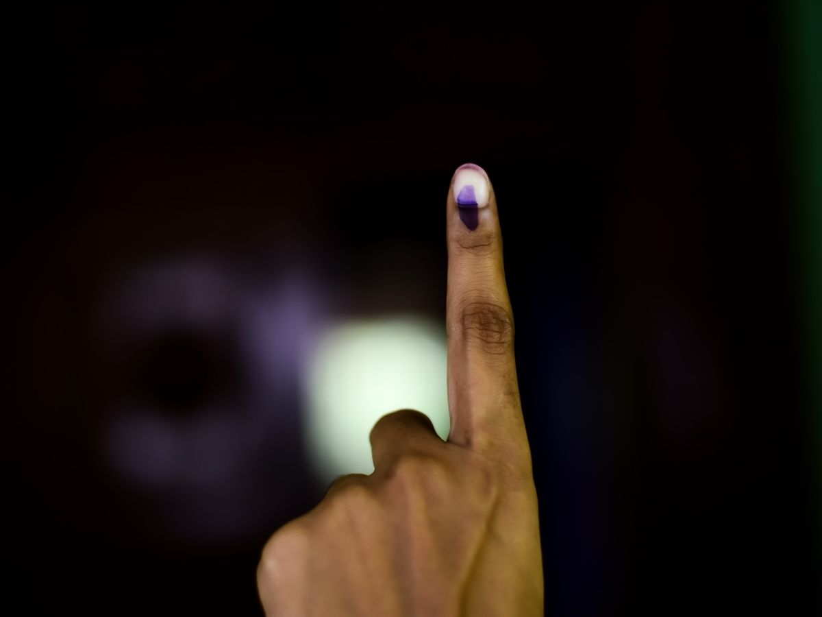 Bihar Chunav के दूसरे चरण में कितने प्रतिशत हुई वोटिंग, यहां जानें सटीक डेटा