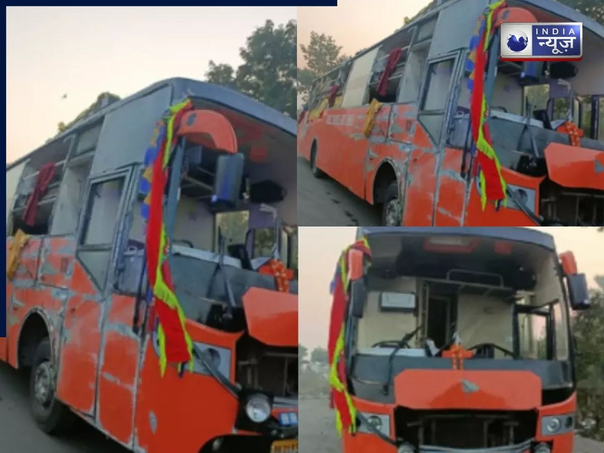 कानपुर में दर्दनाक सड़क हादसा, आगरा-लखनऊ एक्सप्रेसवे पर पलटी डबल डेकर बस; 3 लोगों की हुई मौत