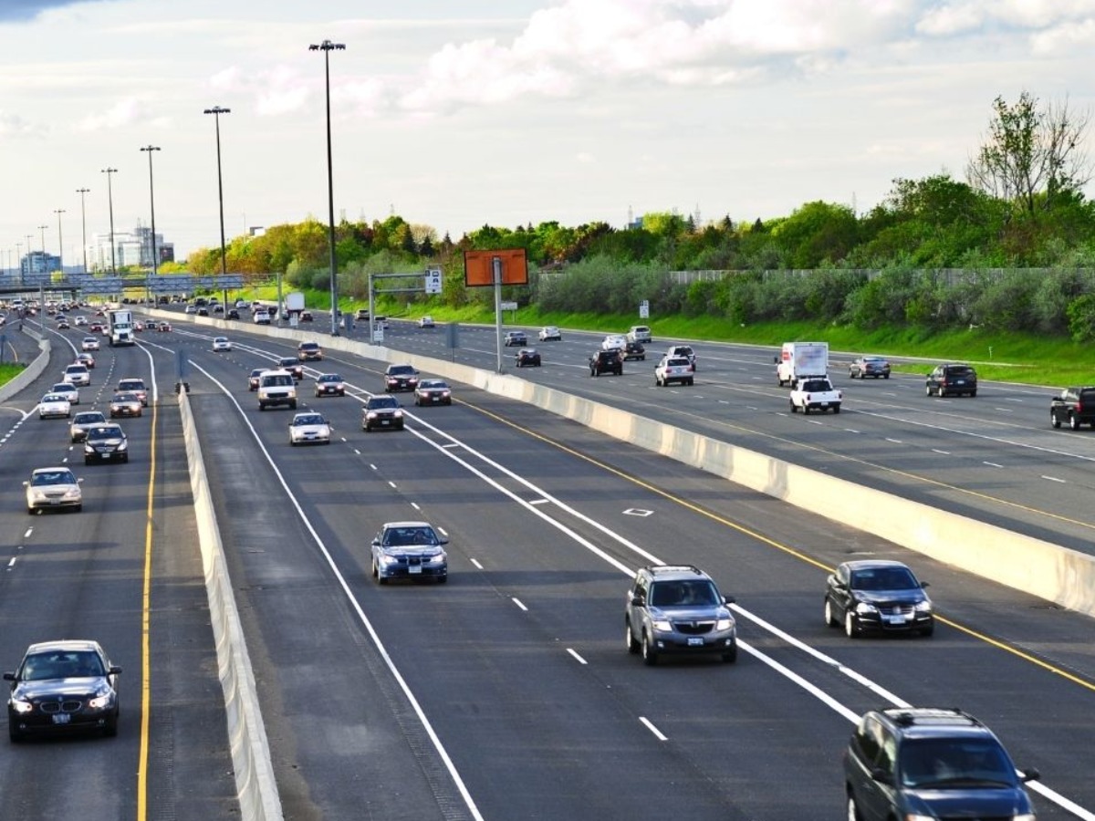 ग्रेटर नोएडा के लोगों के लिए बड़ी खुशखबरी! अब नहीं झेलना पड़ेगा जाम, इस रुट पर सफर हुआ आसान