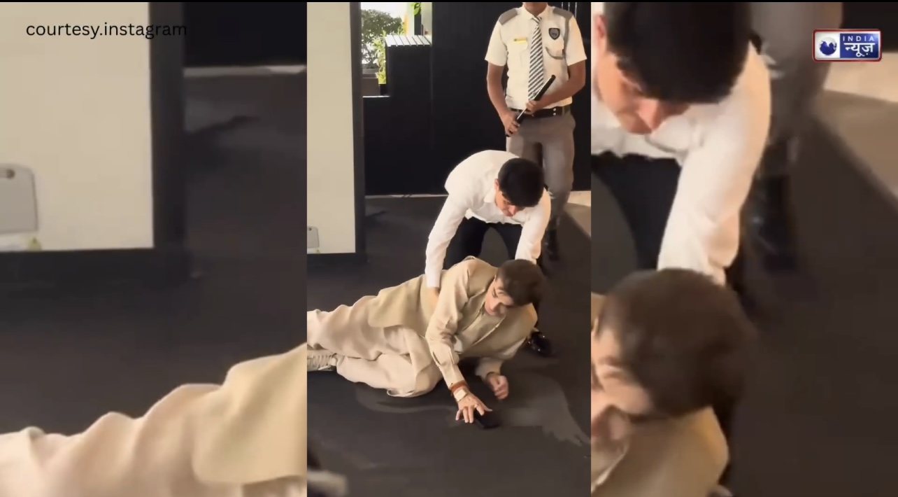 Breaking! Jeetendra के अचानक गिरने से इवेंट में मची भगदड़! सोशल मीडिया पर ट्रेंड कर रही है खबर, जानें वजह?