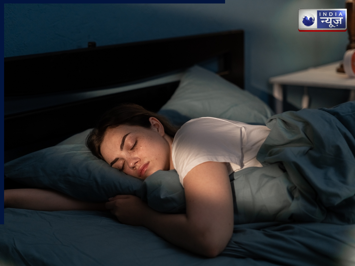 ऐसा क्यों लगता है कि सोता ही रहूं? ज्यादा नींद की जरूरत क्यों? क्या शरीर दे रहा खतरनाक संकेत? जानिए 7 कारण