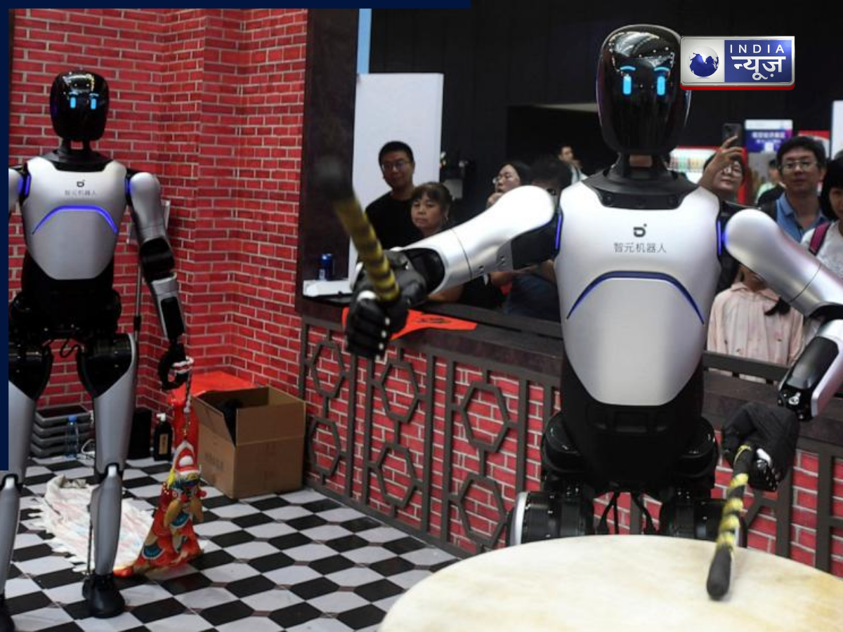 रोबोट ने दिखाई इंसानी ताकत! 106 KM तक बिना रुके चलकर बनाया नया रिकॉर्ड