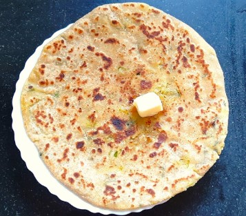Simple Aloo Paratha - Photo Gallery