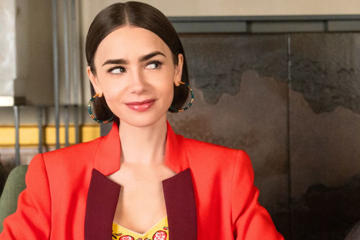 Emily in Paris streaming platform - Photo Gallery