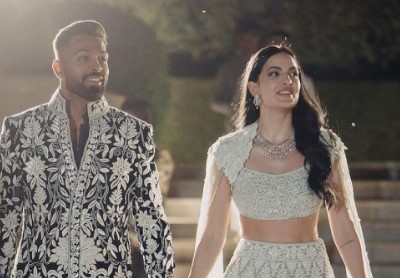 Relationship with Hardik Pandya (Natasha) - Photo Gallery