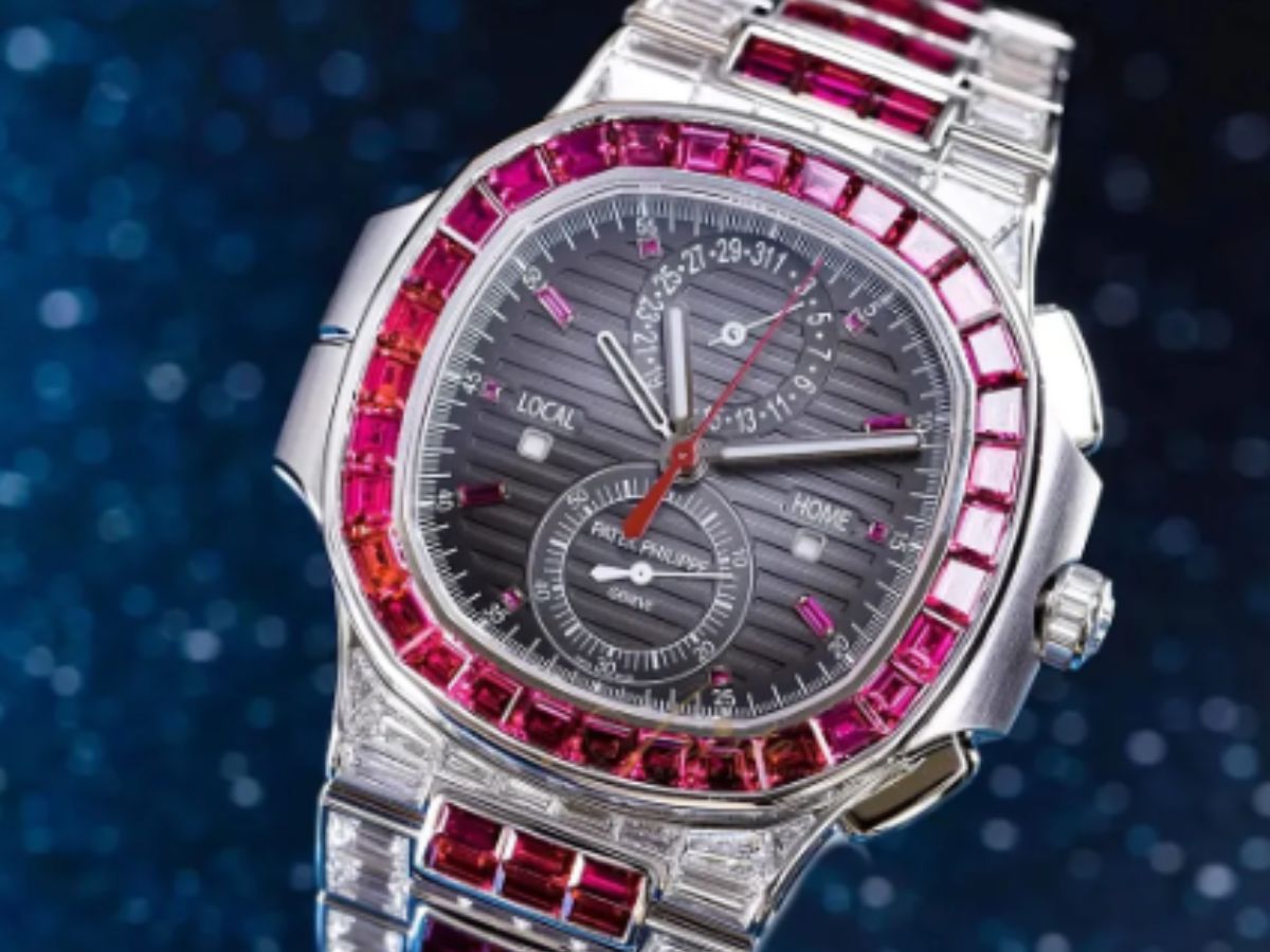 Patek Philippe Nautilus (5990/1422G) 'Ruby' - Photo Gallery