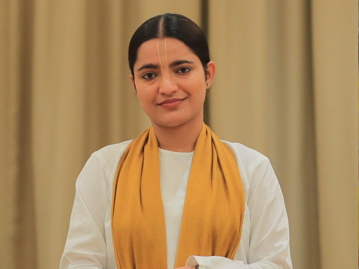 Famous Katha Vachak Devi Krishna Priya - Photo Gallery