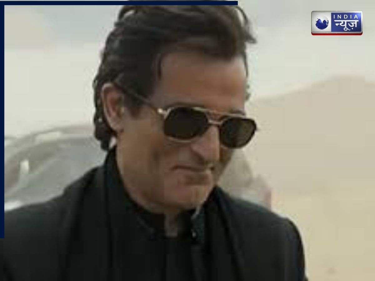 2025 में ये हीरो बने विलेन, पर्दे पर धमाकेदार एंट्री कर लूटी महफिल, अक्षय खन्ना से रितेश देशमुख तक कई नाम शामिल - Gallery Image