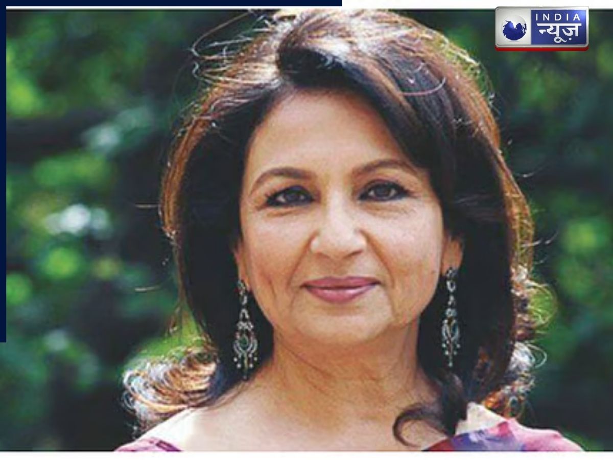 Kareena Kapoor on Sharmila Tagore Beauty - Photo Gallery