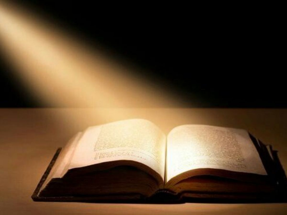 Garuda Purana: मृत्यु के समय पास में हों ये पवित्र चीजें, तो नहीं भोगना पड़ता नरक, सीधे मिलता है मोक्ष - Gallery Image