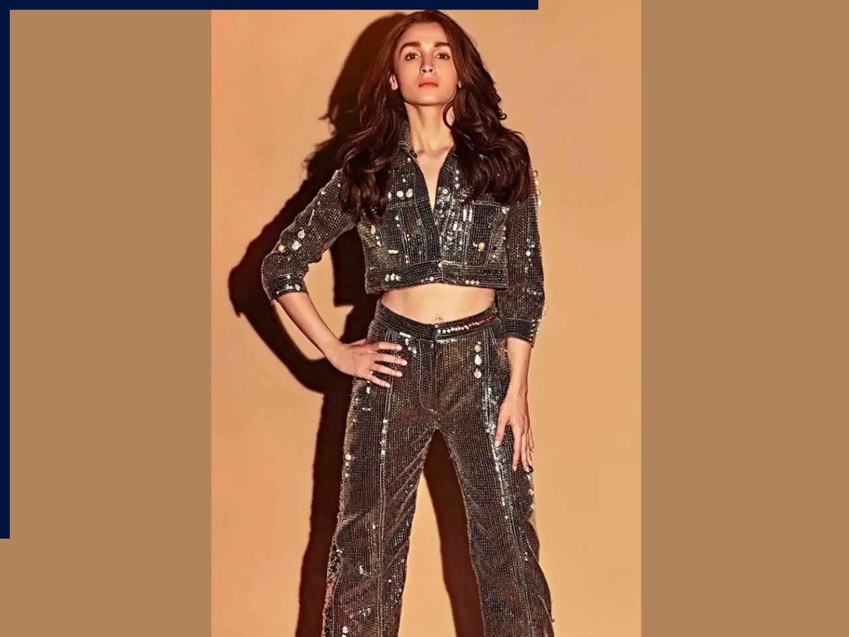 sequin cropped jacket - Photo Gallery