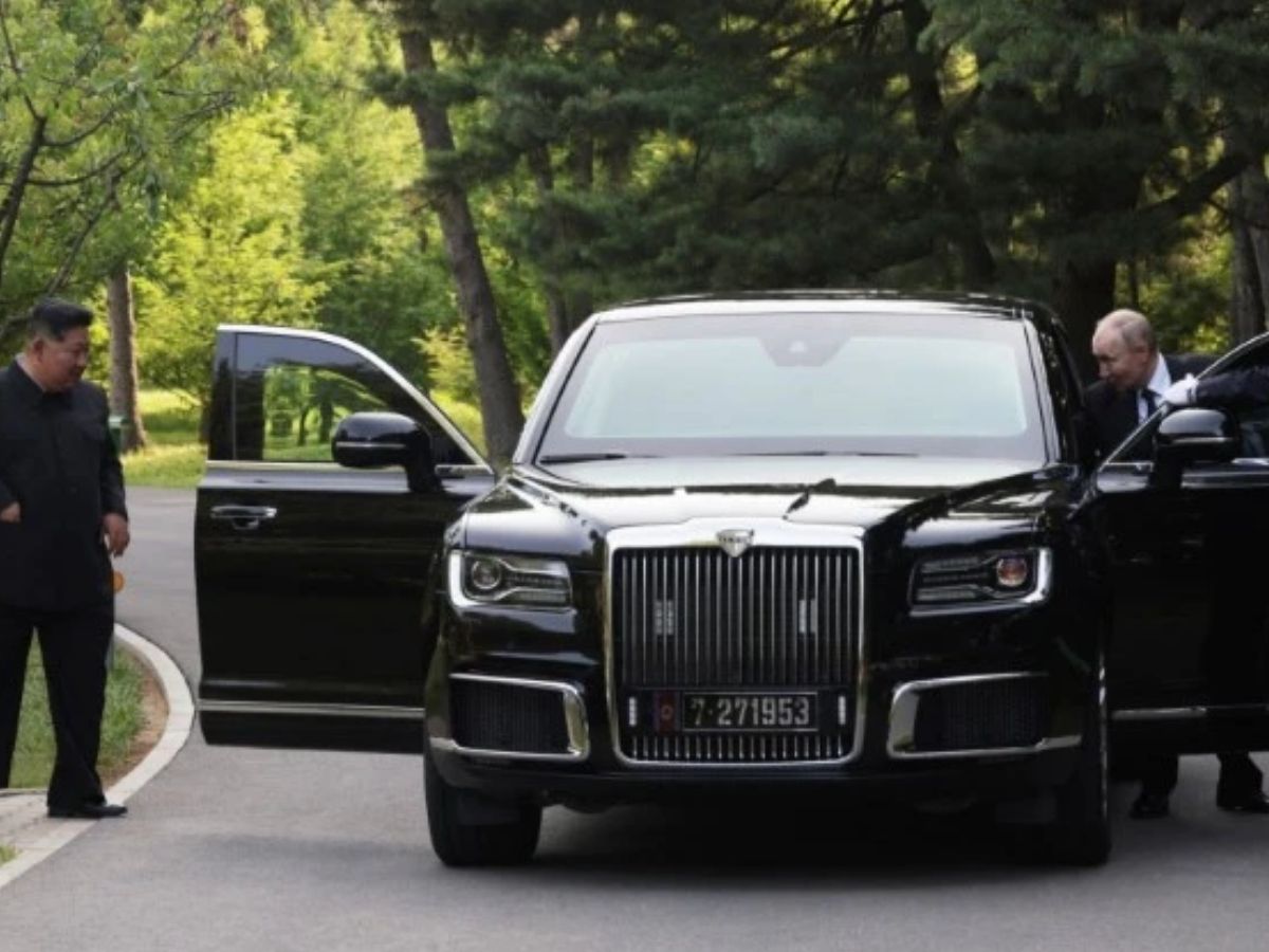 Putin India Visit : कार नहीं चलता फिरता टैंक, पुतिन के सुरक्षा कवच के आगे…गोला, बारूद, ग्रेनेड सब बेकार; ऑरस सीनेट की खासियत के बारे में जानें सबकुछ! - Gallery Image