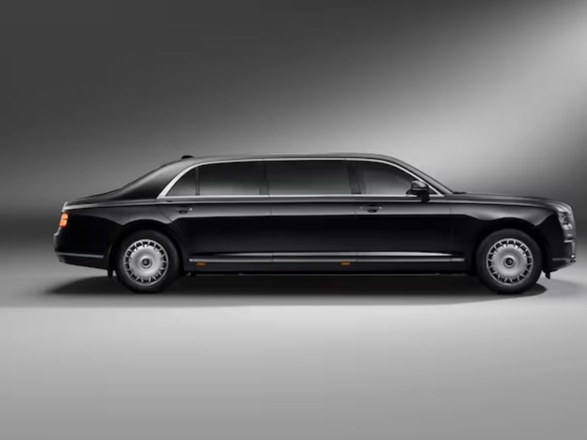 Putin India Visit : कार नहीं चलता फिरता टैंक, पुतिन के सुरक्षा कवच के आगे…गोला, बारूद, ग्रेनेड सब बेकार; ऑरस सीनेट की खासियत के बारे में जानें सबकुछ! - Gallery Image