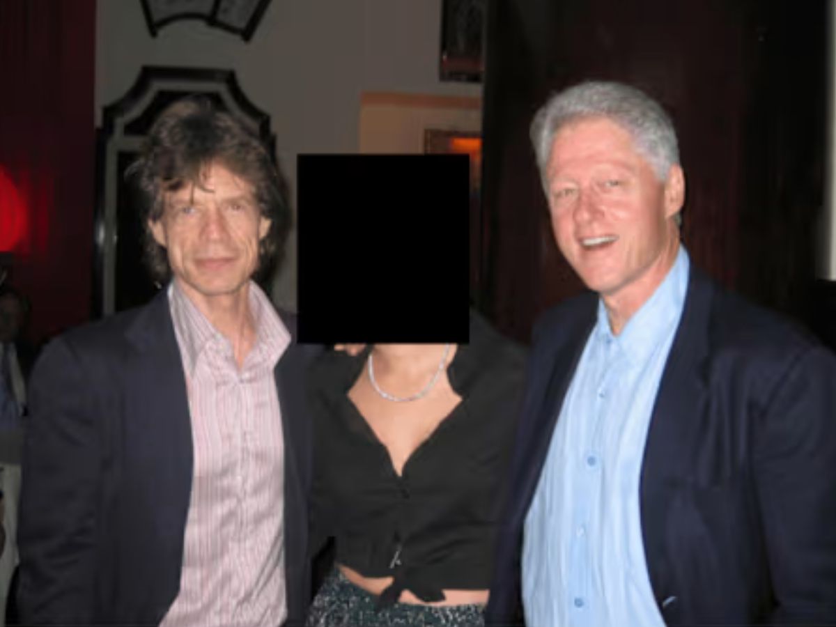 Clinton Camp Pushes Back - Photo Gallery