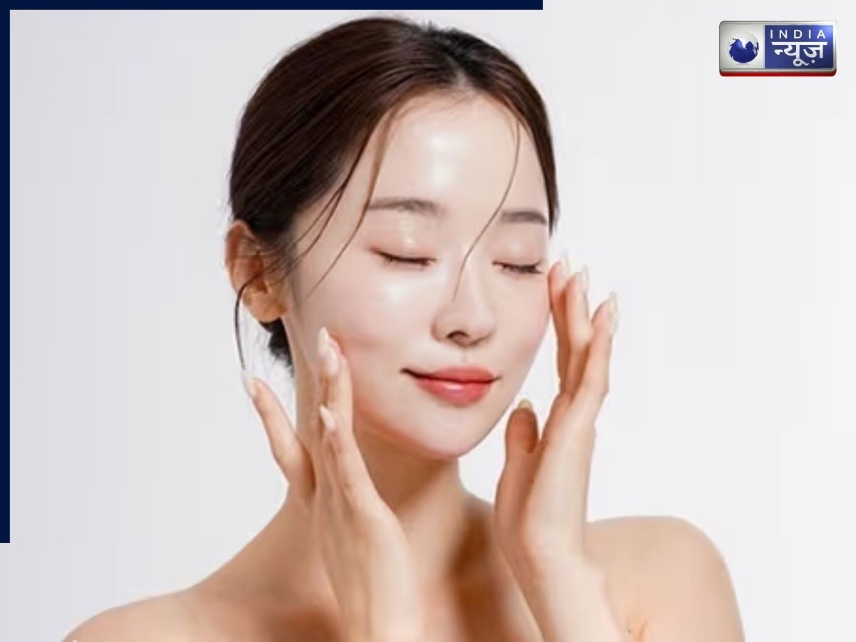 बिना भारी मेकअप कैसे बना सकते है आप शीशे जैसी त्वचा? क्या सचमुच मुमकिन है ग्लास स्किन, जानें क्या है ये कोरियन सीक्रेट?