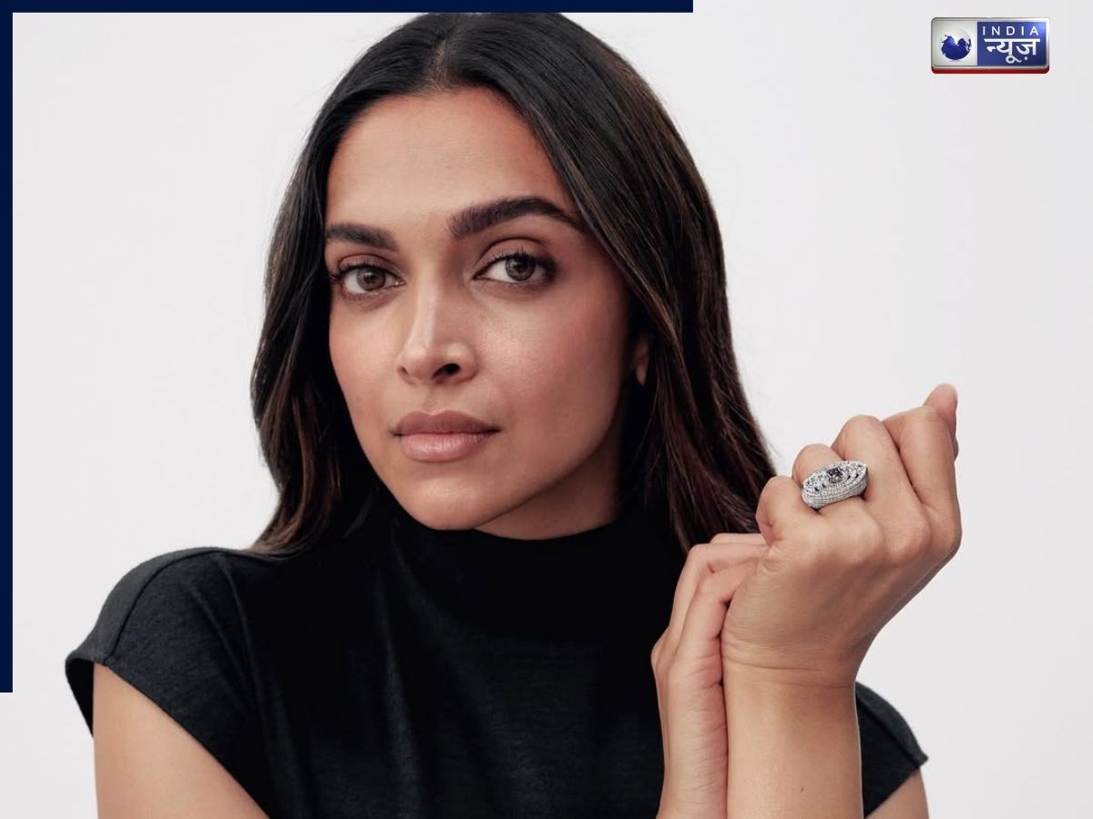 Deepika Padukone: Classic Black Glam - Photo Gallery