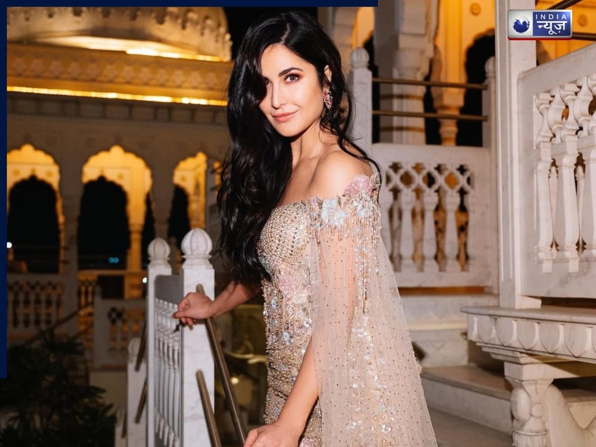 Katrina Kaif: Metallic Magic - Photo Gallery
