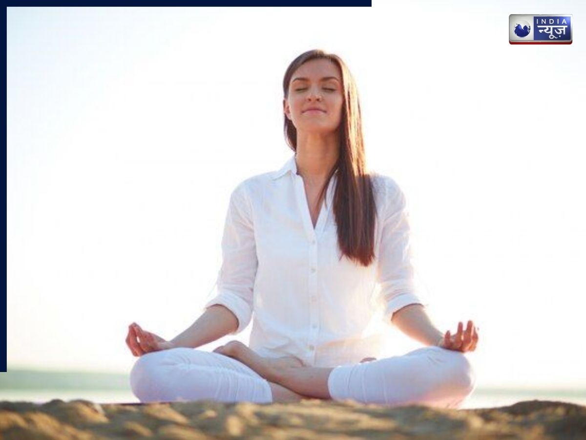 कूल्हों और कमर की अकड़न दूर करने का आसान तरीका, जानिए 16 असरदार योगासन