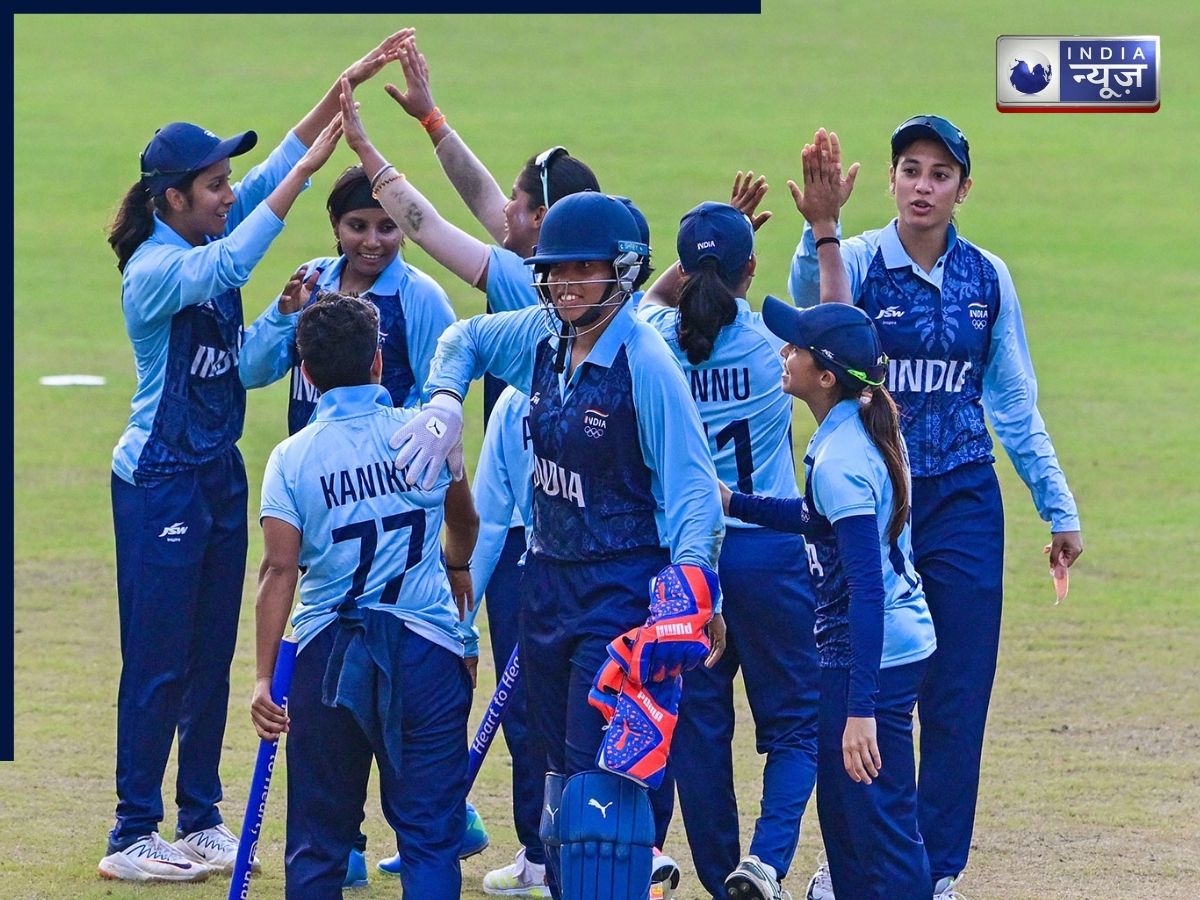 BCCI का बड़ा फैसला! घरेलू महिला क्रिकेटरों की सैलरी में ढाई गुना बढ़ोत्तरी, जानें एक दिन का कितना मिलेगा पैसा?