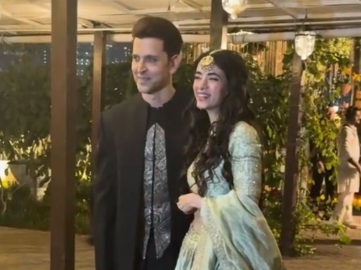 hrirtik roshan and wife saba azad - Photo Gallery