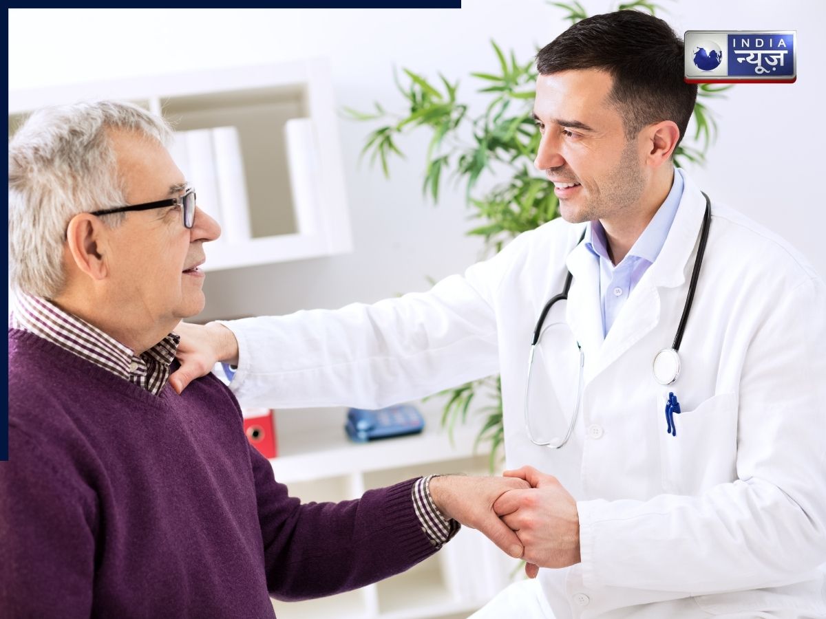 Explainer: डॉक्टर से ही जानिए, कौन‌ सा डॉक्टर सही, किसके पास कराएं इलाज, फेक होते हैं गूगल रिव्यू? किन चीजों का रखें ध्यान!